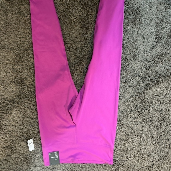 GAP Fit High Rise Leggings Size Large NWT - Picture 2 of 2